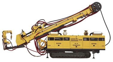 Xe nâng lắp MD - 750 CBM Khoan Lỗ khoan Rig / Core, Độ sâu khoan 3200m 2200m 1600m