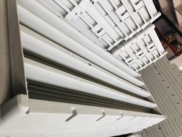 1070 × 385 × 10 Mm Vỏ nhựa dây có lõi Thùng Vỏ khay / Nắp hộp
