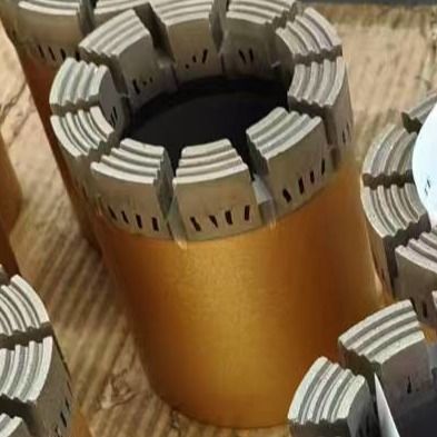 Universal Wireline Diamond Bits BQ đến PQ Series được tối ưu hóa cho Hard Rock Coring